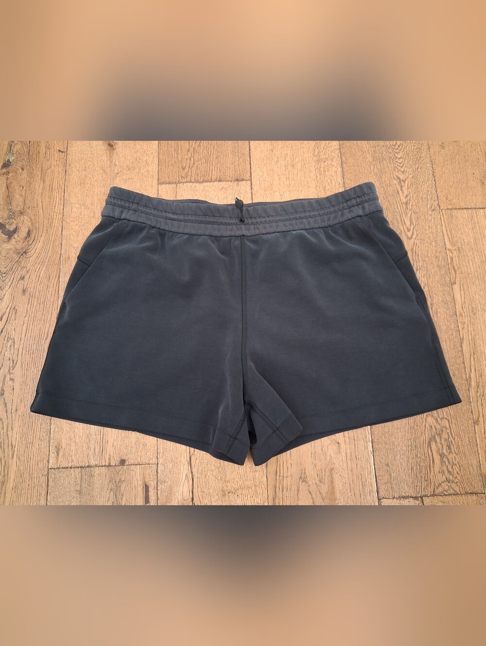 lululemon Softstreme High-Rise Short 4” Black w/ Pockets Size 14